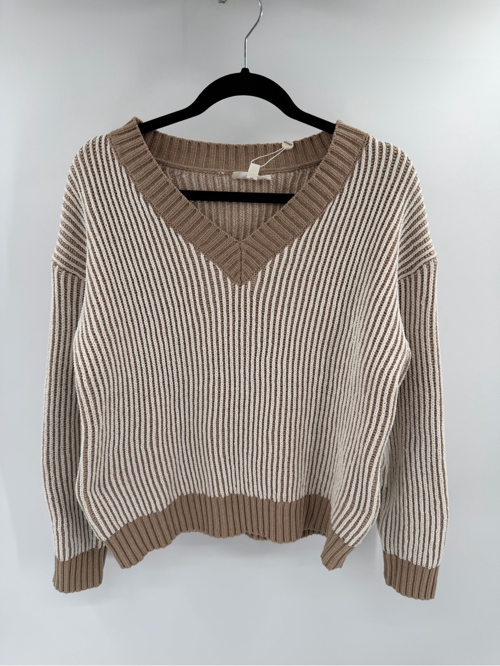 Bohme Glinda Knit Sweater V-Neck Ribbed Knit Sweater in Beige Cream Tan XS New